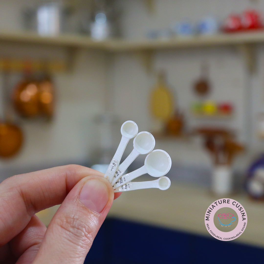 Miniature Measuring Spoon Set