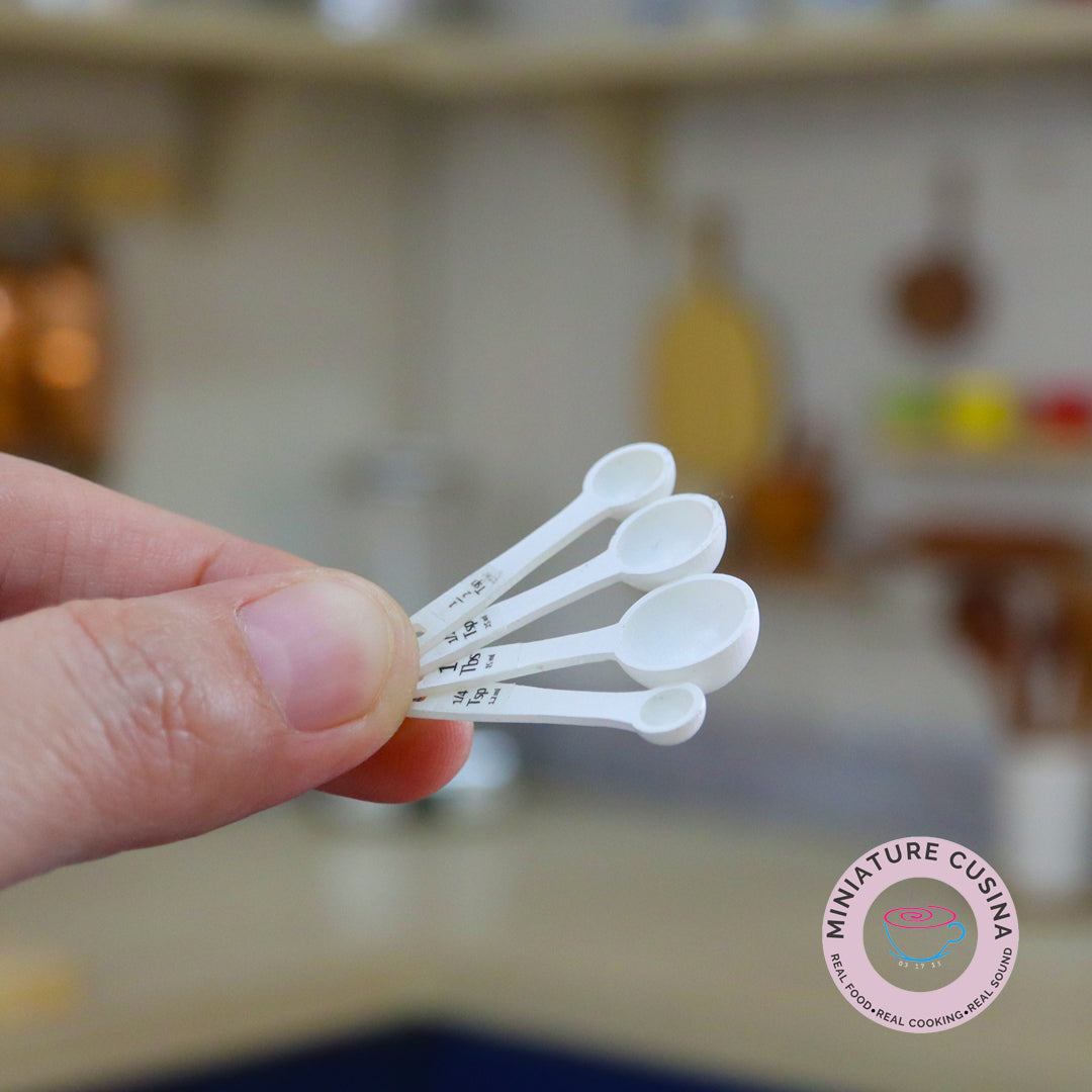 Miniature Measuring Spoon Set