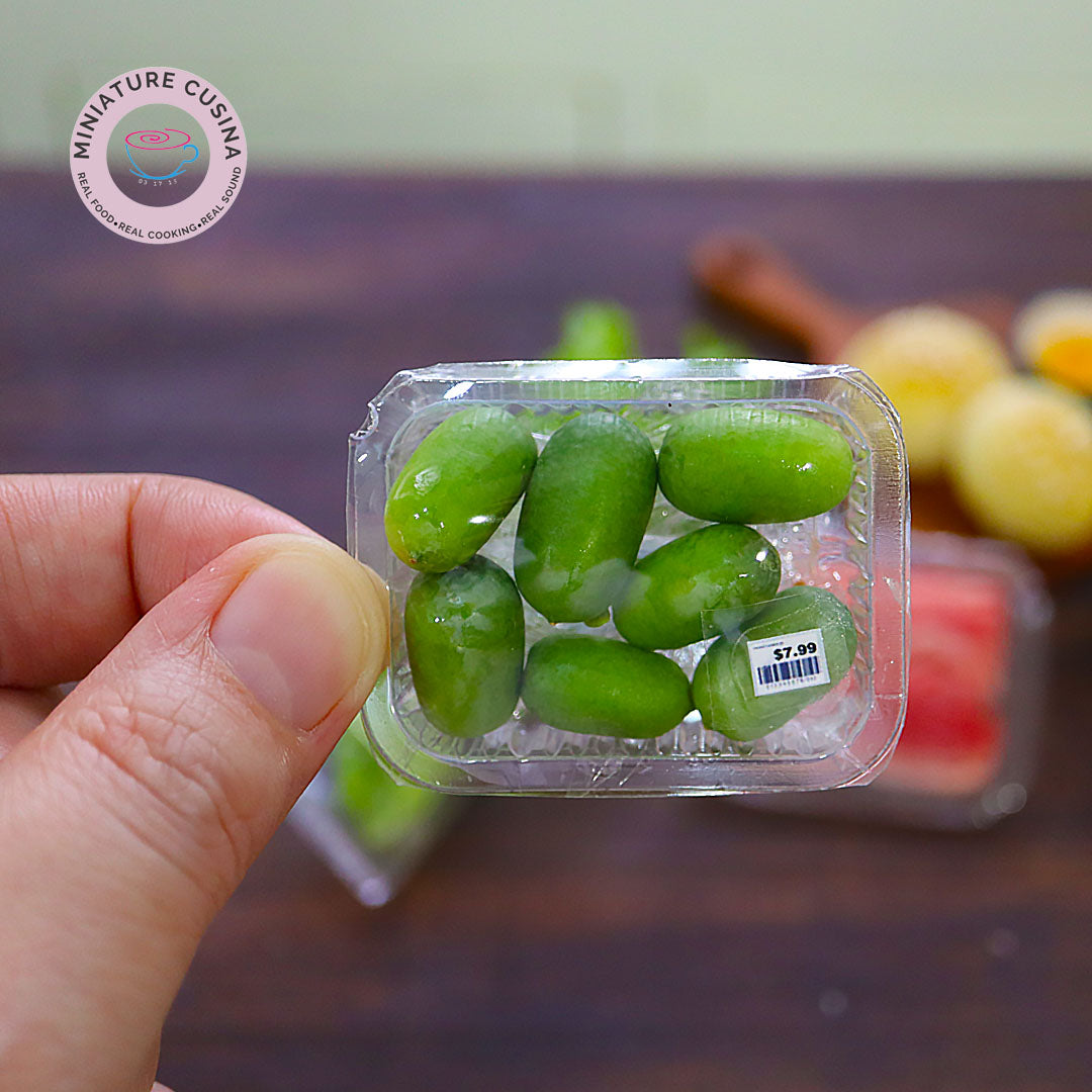 MINI TAKEAWAY Food Container with Plastic Chopstick