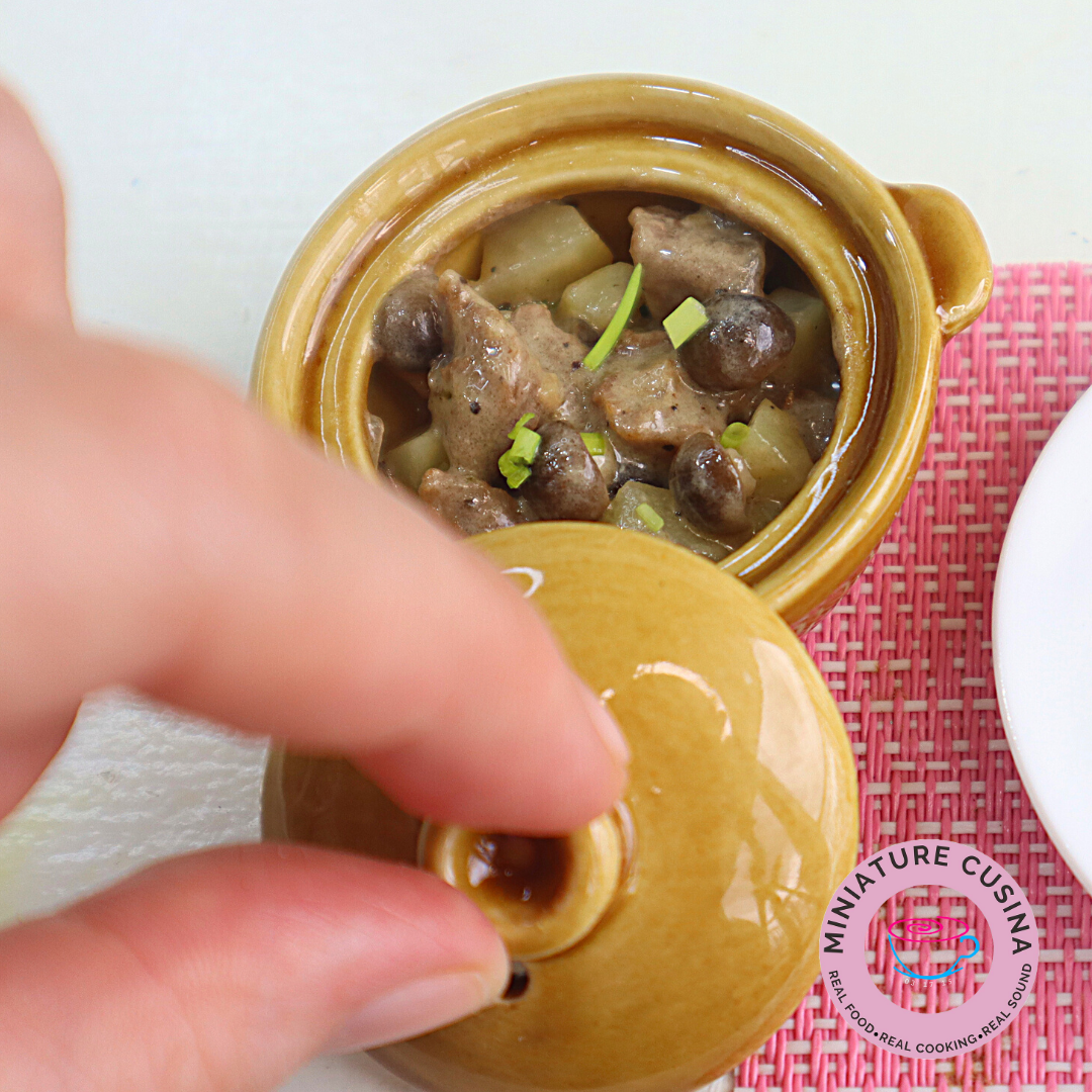 Miniature Casserole Dish